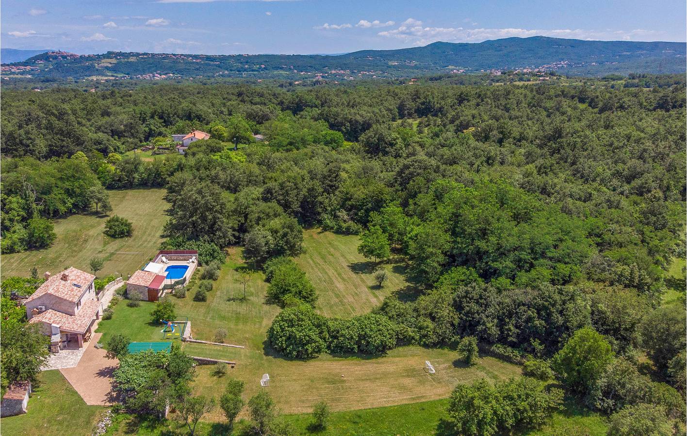 Casa de vacaciones para 8 personas con terraza in Vinez, Costa Este de Istria
