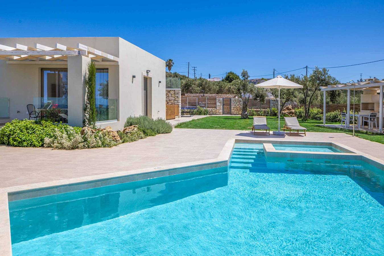 Villa für 4 Personen mit Terrasse in Rethymno und Umgebung