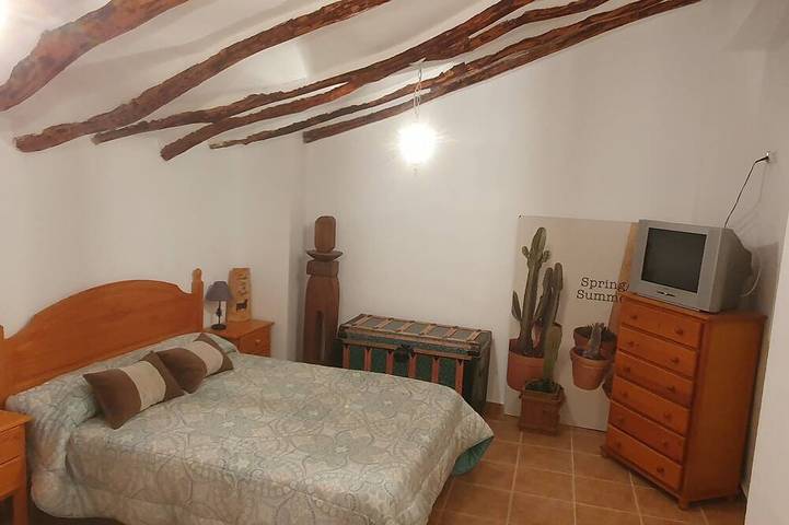 Gîte pour 6 personnes à Liétor - 4