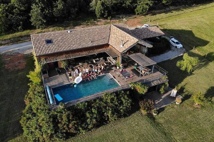 Location de vacances pour 20 personnes, avec Terrasse et Jardin à Saint-Papoul
