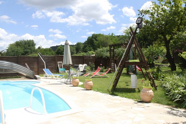 Vacation rental for 6 people, with yard in Provence-Alpes-Côte d'Azur