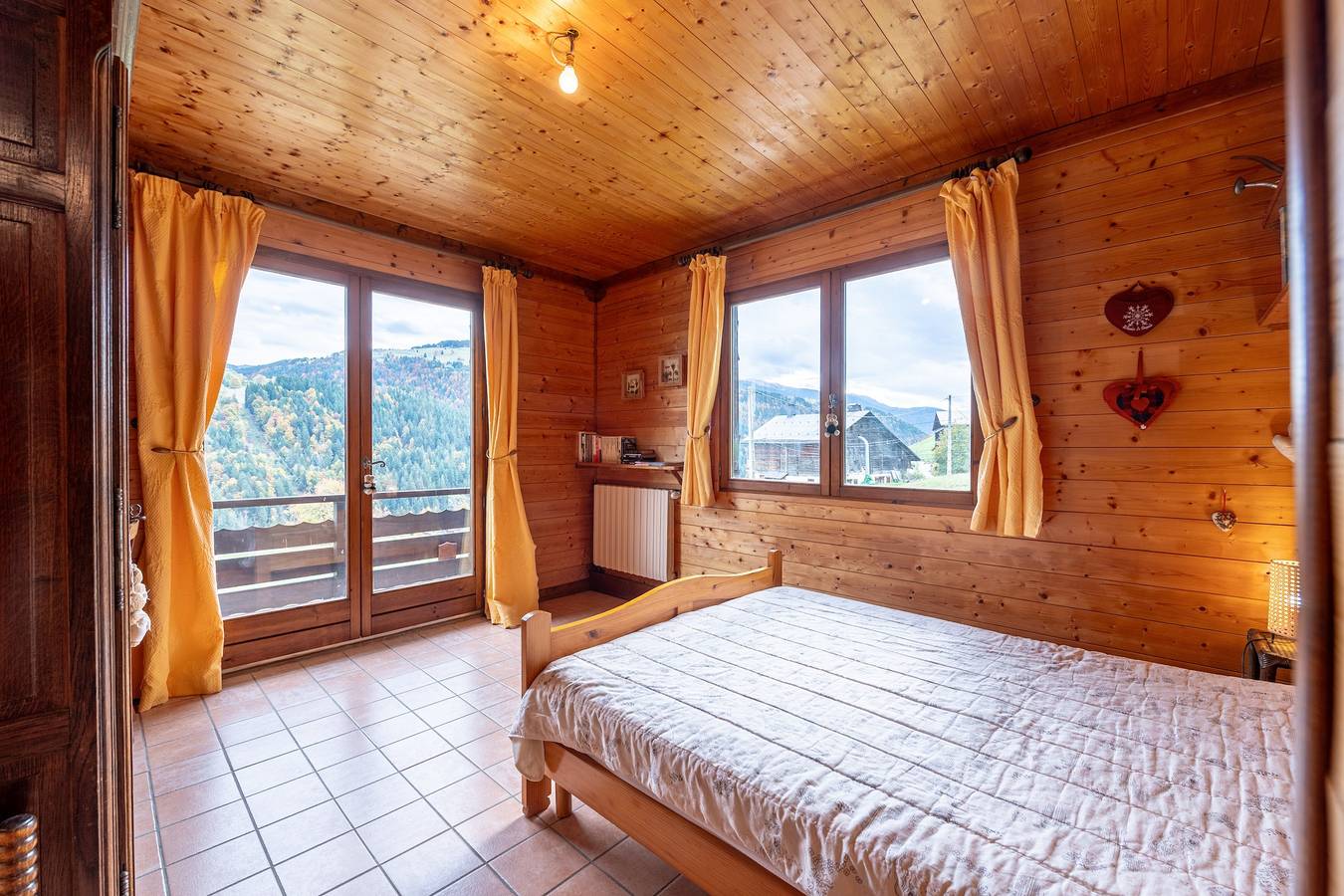 Chalet L'Abri - Pour 9 avec vue montagne in Saint-Nicolas-la-Chapelle, Albertville region