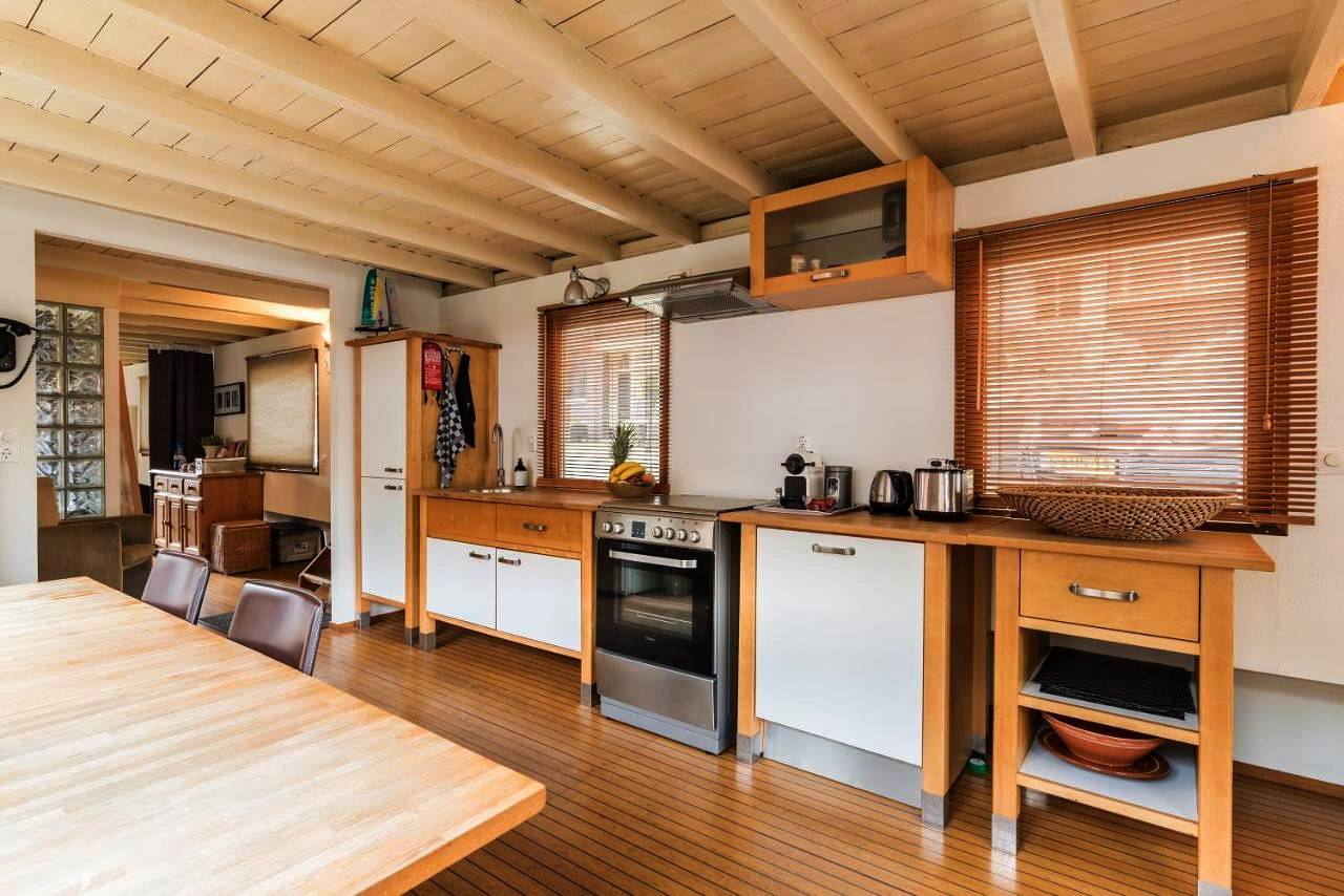Houseboat Prince William in Jordaan, Dutch Coast