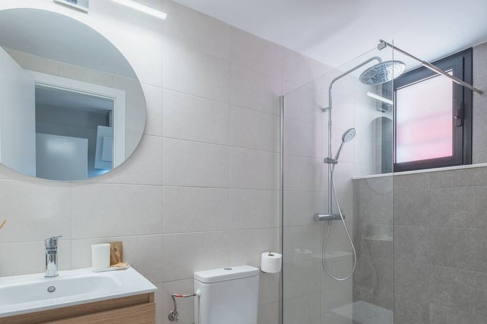Appartamento intero, Estudio Doble Semisotano Superior - Coral Zahara Suites by Cadiz4Rentals in Playa Zahara de los Atunes, Barbate