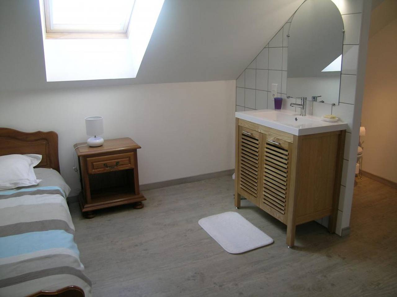 Casa renovada cerca de bosque Tronçais, se aceptan mascotas in Urçay, Región de Montluçon