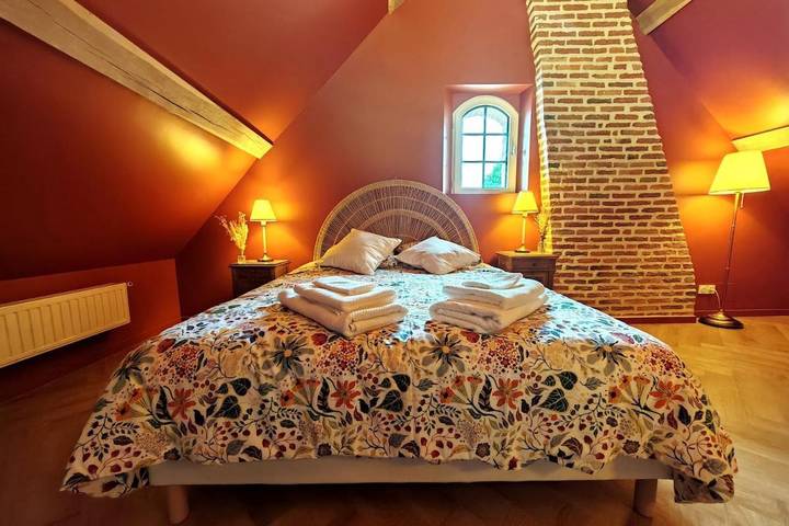 Location de vacances pour 10 personnes, avec vue ainsi que jardin et balcon à Saint-Viâtre - 4