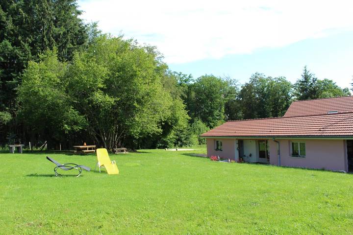 La Villa des Roses in Villars-lès-Blamont, Französischer Jura