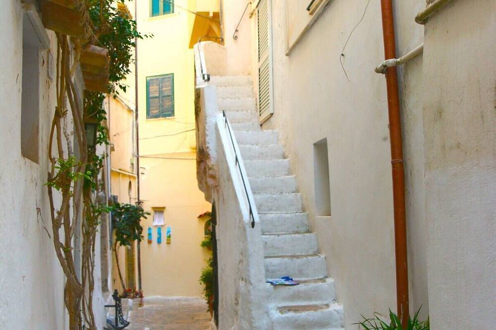 Entire apartment, Casa Geo Sperlongaresort in Sperlonga, Latina Province
