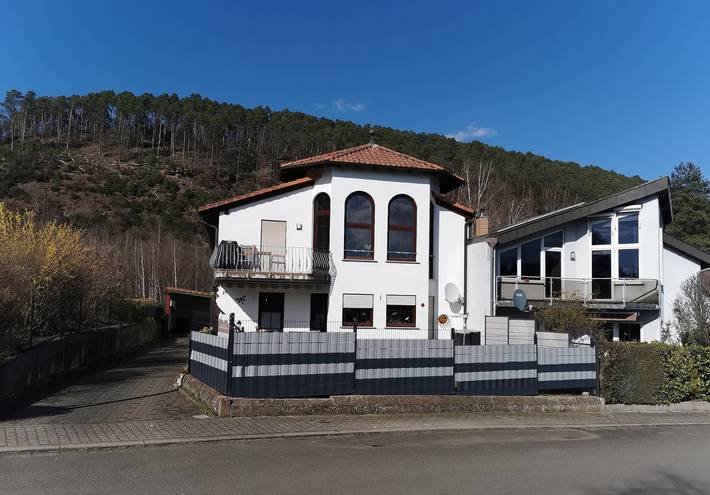 Ferienwohnung für 5 Personen, mit Balkon und Terrasse