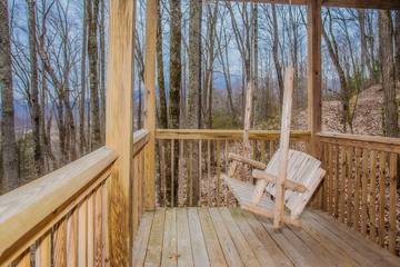 Log Cabin for 4 Guests in Wears Valley, Sevier County, Picture 4