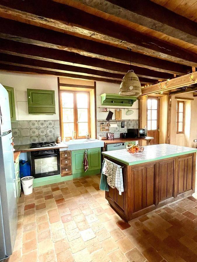 Location de vacances pour 6 personnes, avec jardin et terrasse à Brigueil-le-Chantre - 4