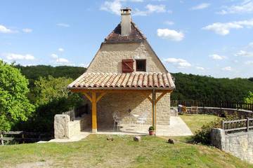Location de vacances pour 4 personnes, avec jardin dans Cœur de Causse