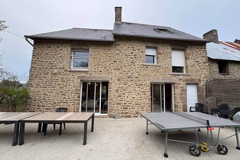 Gran casa rural cerca de Saint-Malo, Cancale y el Mont-Saint-Michel in Baguer-Pican, Región de Saint-Malo