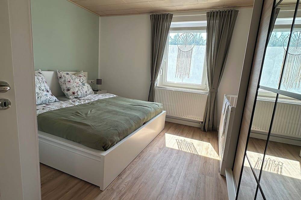 Ganze Wohnung, Ferienwohnung Dora in Neukieritzsch, Hainer See