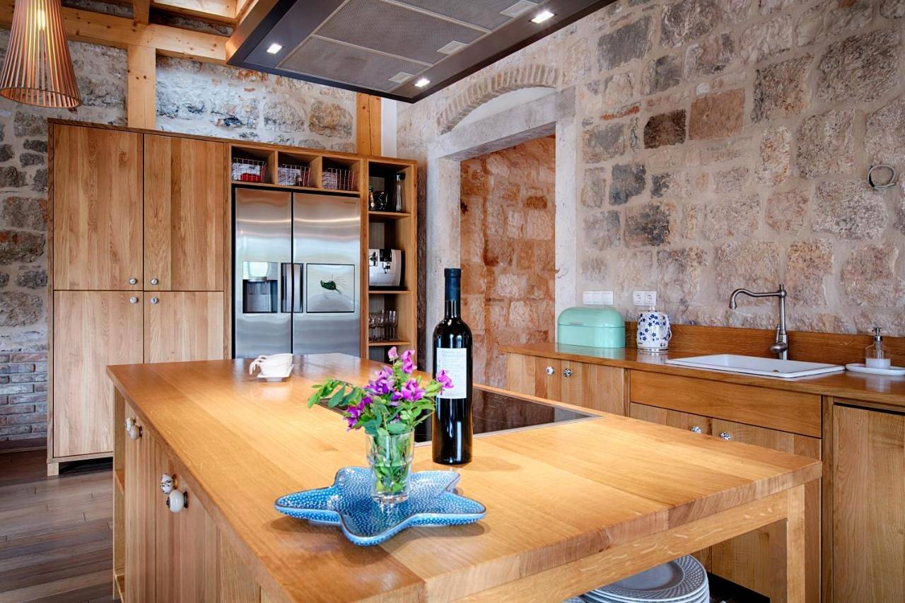Villa in Vis Stad, Vis (Dalmatia)