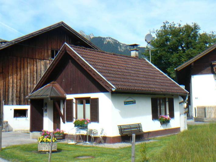 Ferienhaus für 2 Personen, mit Garten und Ausblick in Ehenbichl