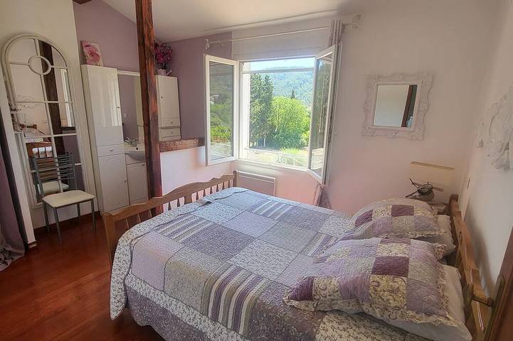 Location de vacances pour 6 personnes, avec balcon et jardin à Cabasse - 4