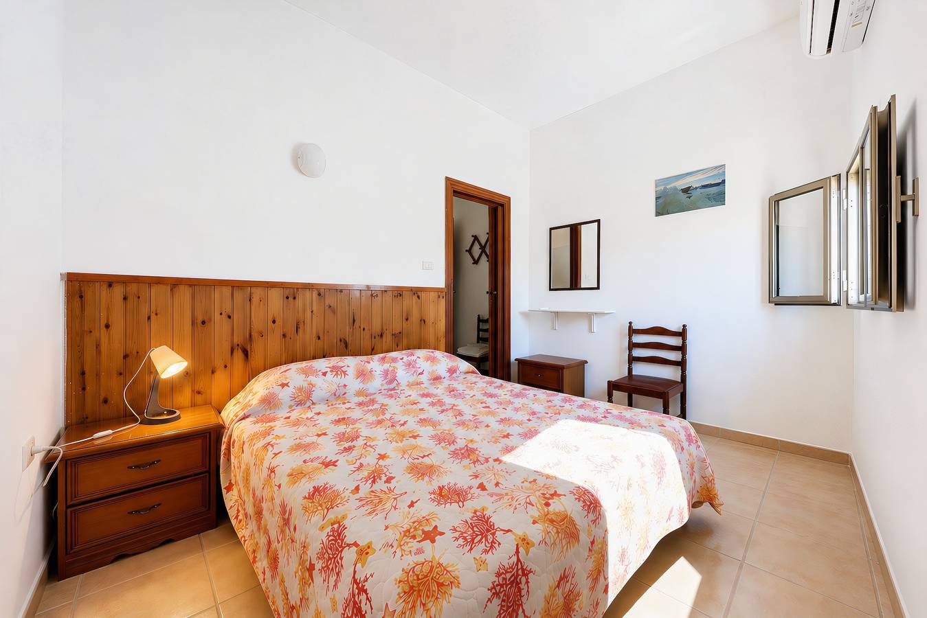 Casa Vacanze Ervilia appartamenti in Lungomare E. Mattei a 50 mt dalla spiaggia in Vieste, Gargano