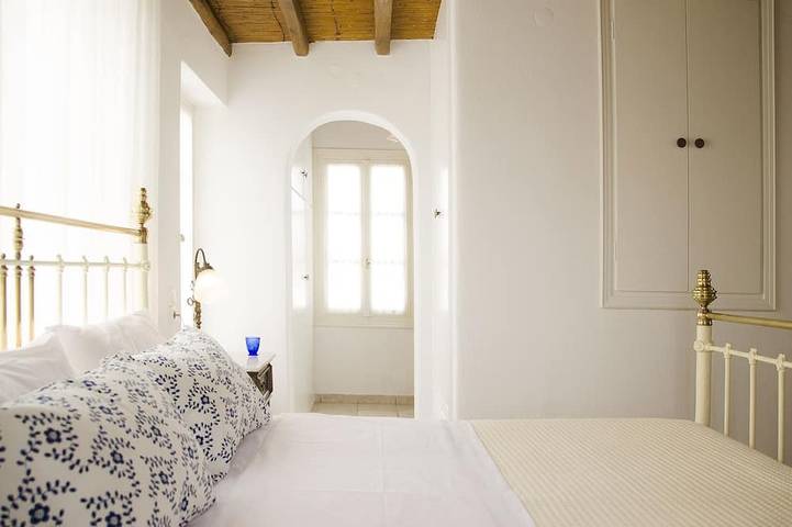 Traditionelles Haus am Agios Sostis Beach - Meerblick und Zugang zum Strand in Mykonos