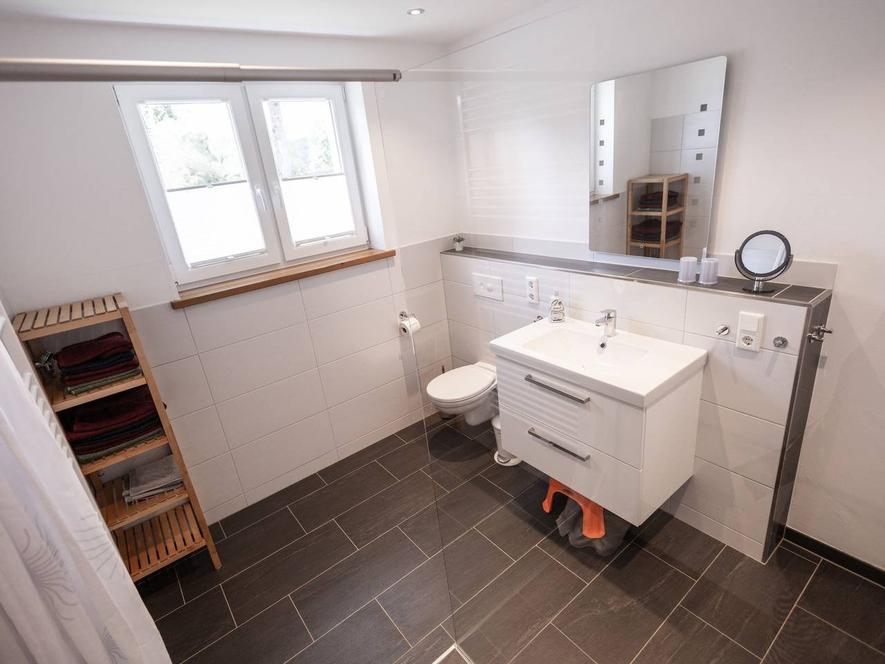 Ganze Wohnung, Ferienwohnung 'Alter Schweinestall' mit Privatterrasse und Wi-Fi in Meschede, Hochsauerlandkreis