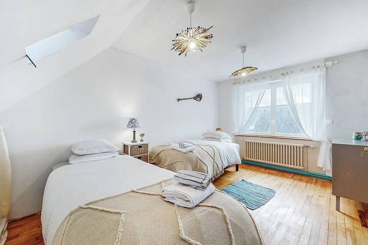 Location de vacances pour 6 personnes, avec jardin, animaux acceptés dans Le Vieux-Bourg - 2