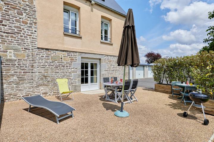 Gîte pour 6 personnes, avec jardin et terrasse, animaux acceptés à Fleury (Normandie)
