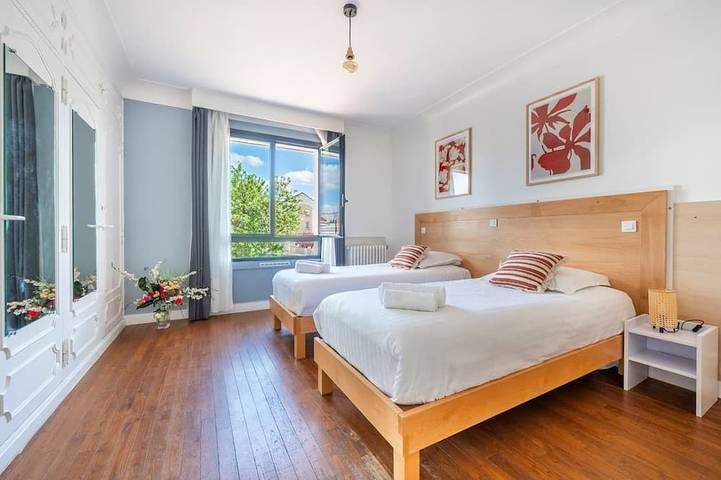 Ganze Wohnung, 20 Minuten von Paris, Kingsize-Bett, Terrasse, Kostenloses Parken in Argenteuil, Val-d'Oise