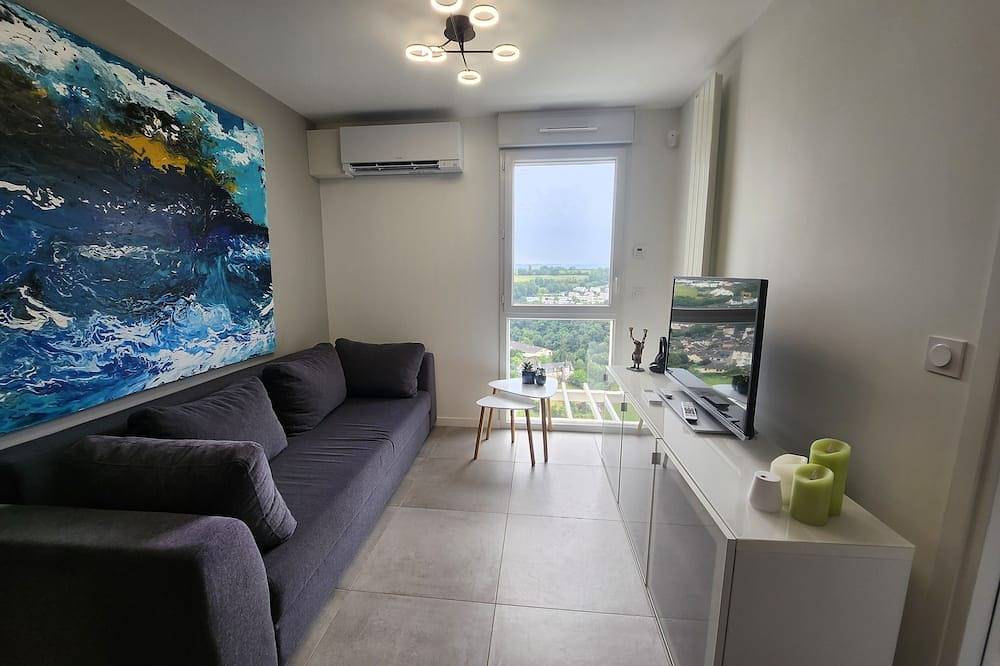 Entire apartment, Apartment La Luz Equinoxe 5 minutes from Rodez city center. Quiet and close by! in Rodez, Massif Central