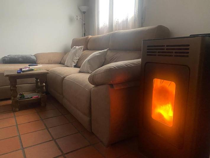 Casa rural para 2 personas, con Terraza y Jacuzzi además de Jardín y Piscina para niños en Valle del Ambroz - 4