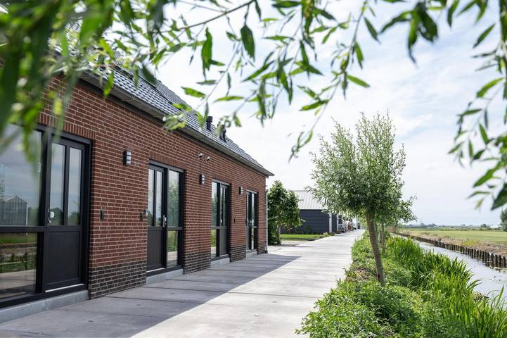 Location de vacances pour 5 personnes, avec Terrasse et Jardin dans Roelofarendsveen