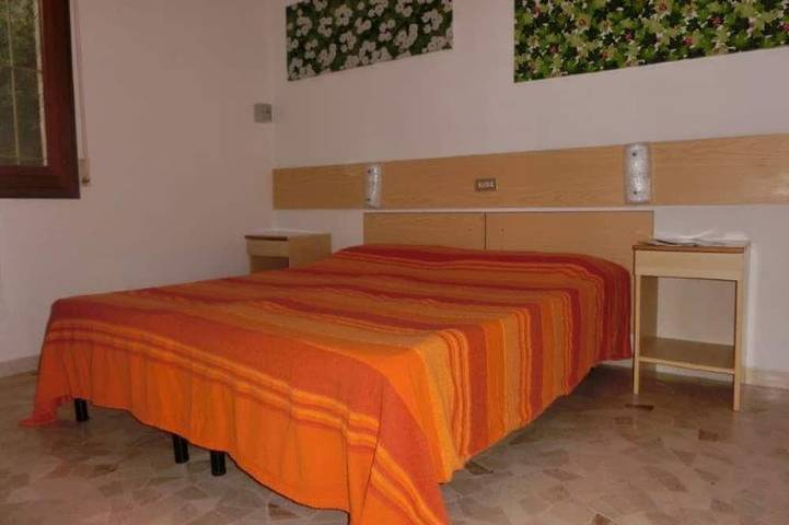 Bungalow für 8 Personen, mit Garten in Bibione - 2