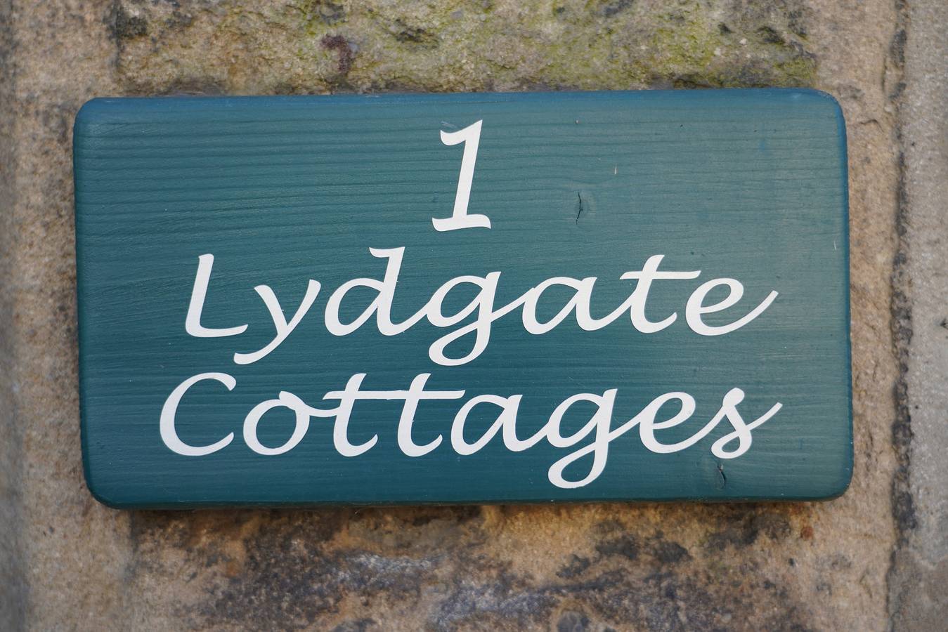 Traditional 2 Bedroom Cottage in Eyam, Hope Valley in Eyam, Derbyshire
