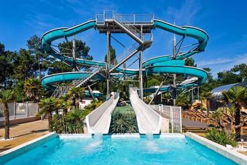 Mobil home pour 4 personnes dans Luna Park La Palmyre
