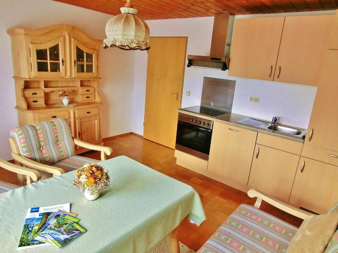 Ganze Ferienwohnung, Wunderschöne Wohnung in Sigiswang mit Terrasse in Ofterschwang, Bayerisch Schwaben
