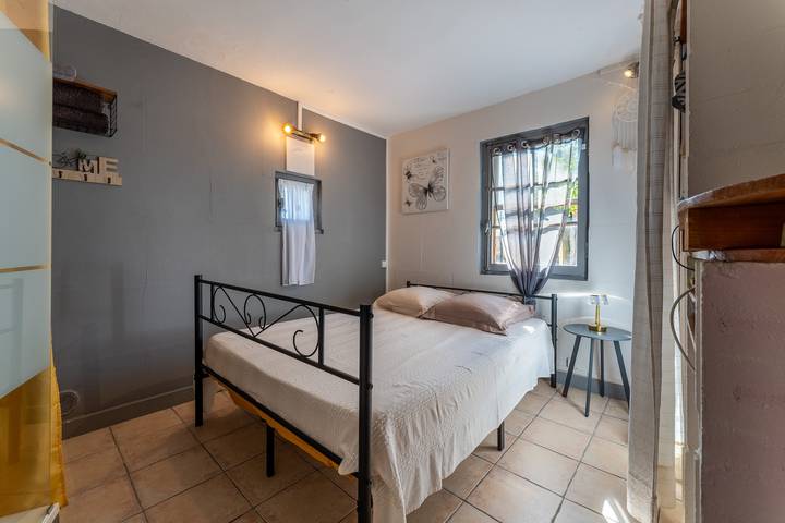Appartement entier, Mon Petit Cabanon - Studio avec terrasse in Arles, Côte méditerranéenne (France)