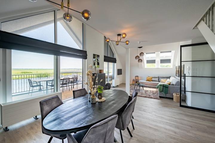 Loft voor 6 personen, met uitzicht op het meer in Zeeland