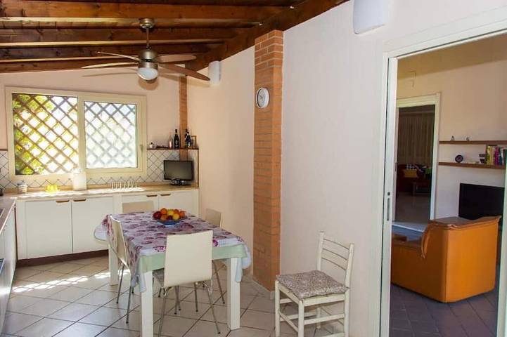 Appartamento per 7 persone, con giardino e balcone in Arenella