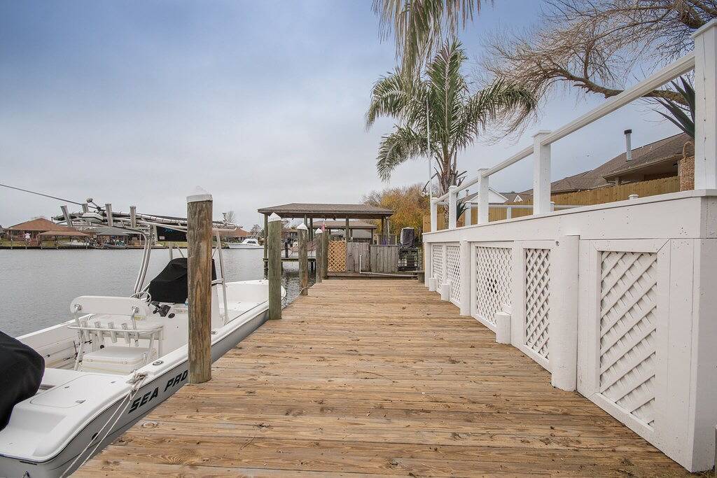 Windward- New Orleans Area Waterfront Haus mit Pool in Eden Isle, Lake Pontchartrain