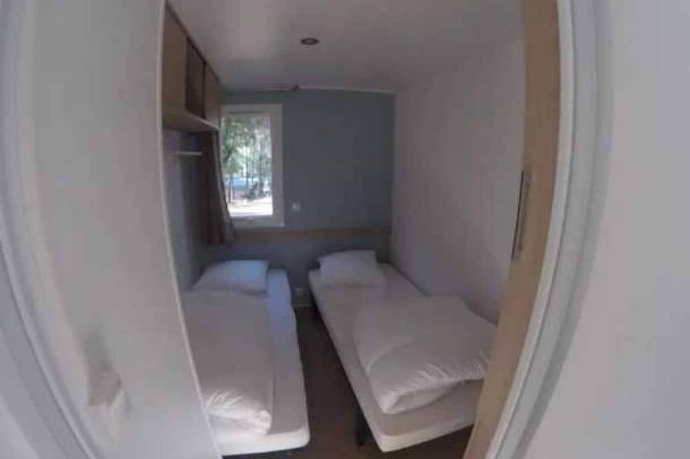 Camping 3 étoiles - Piscine  - eehcia in Bollène, Vaucluse