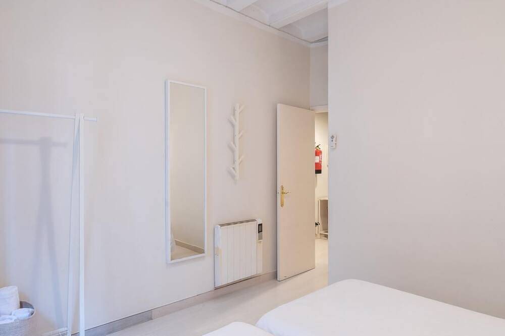 Ganze Wohnung, Cozy newly renovated apartment in Gracia in Barcelona Zentrum, Barcelona