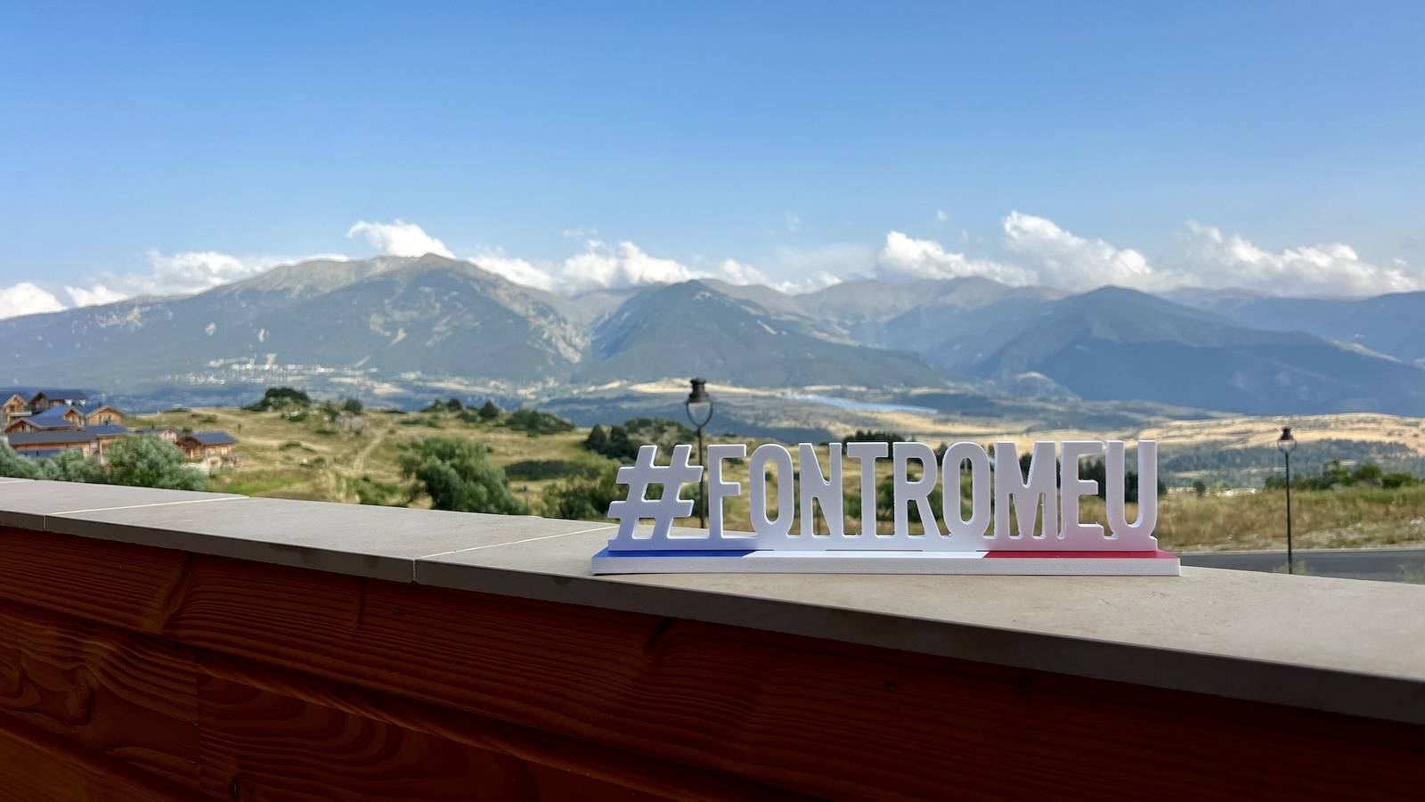 Chalet Quiétude: 17 plazas, jacuzzi, vistas montaña, terraza y Wi-Fi compartido in Font-Romeu-Odeillo-Via, Parque Natural Regional de los Pirineos Catalanes