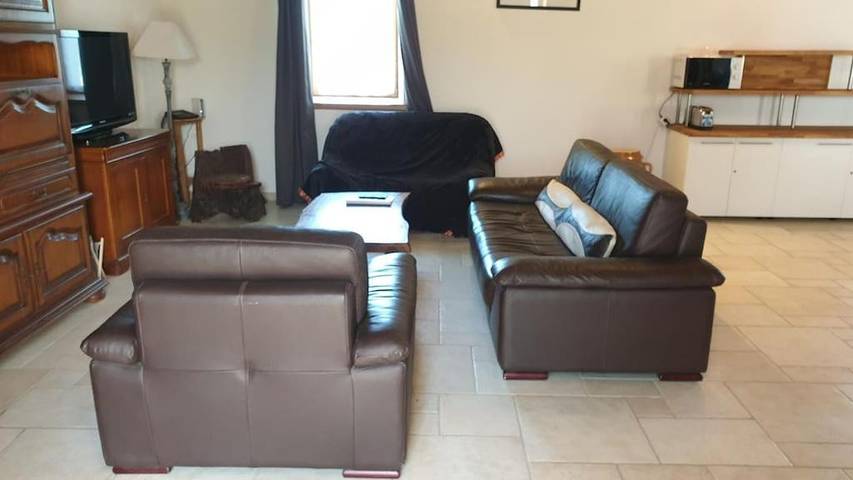 Location de vacances pour 30 personnes, avec terrasse et jardin à Surzur - 3