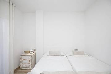 Apartment for 4 People in Girona, Gironès, Photo 1