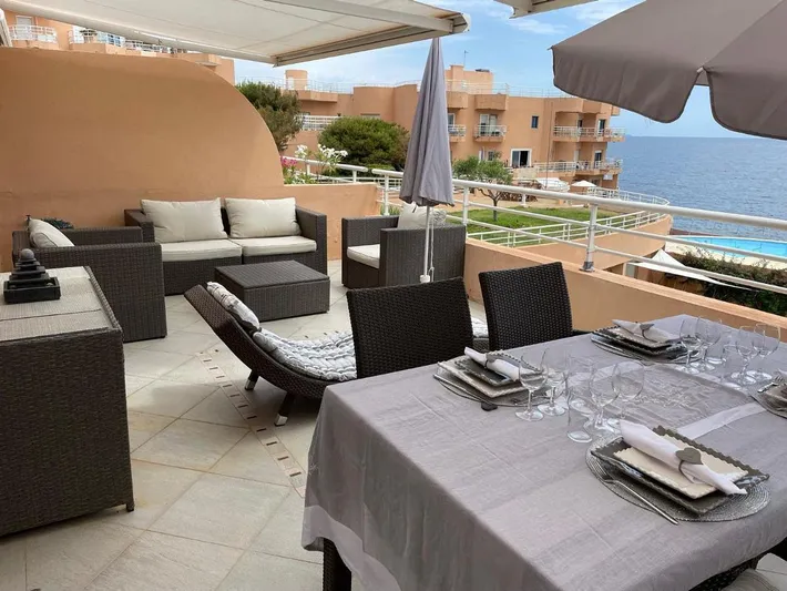 Apartamento de vacaciones para 2 personas, con vistas además de terraza y piscina - 1