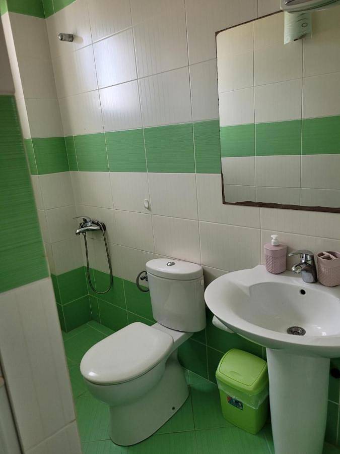 Maison d’hôte pour 6 personnes, avec jardin ainsi que vue et piscine au Monténégro - 4