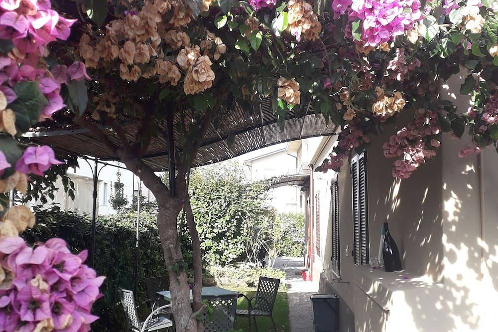 Ganze Wohnung, Simone and Simona apartment, relaxation at Lake Garda in Peschiera del Garda, Gardasee-Berge