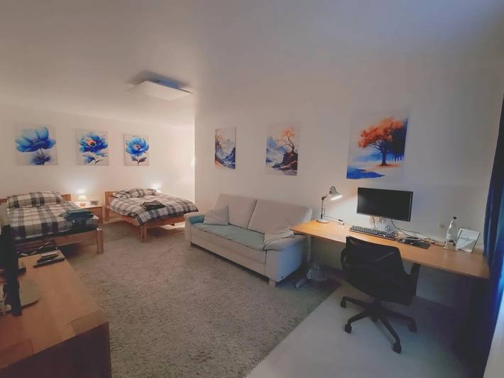 Geheel appartement, Vakantie Appartement "Gästezimmer La Siesta" met Wi-Fi in Ötisheim, Noordelijk Zwarte Woud