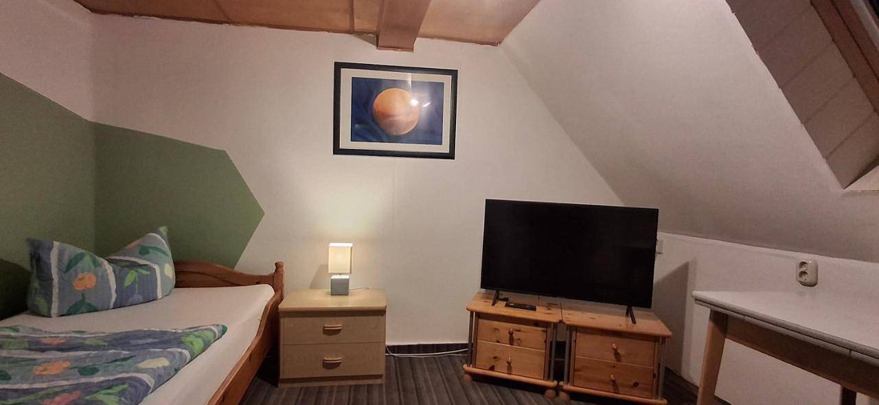 Four-Bedroom House in Neukalen, Kummerower See