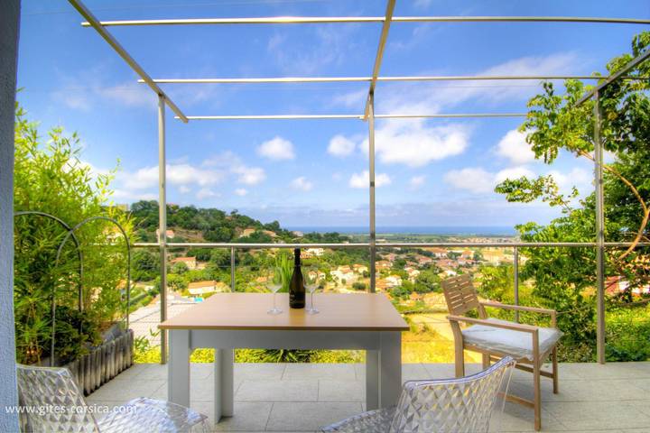 Gîte pour 4 personnes, avec Terrasse dans Folelli - 2