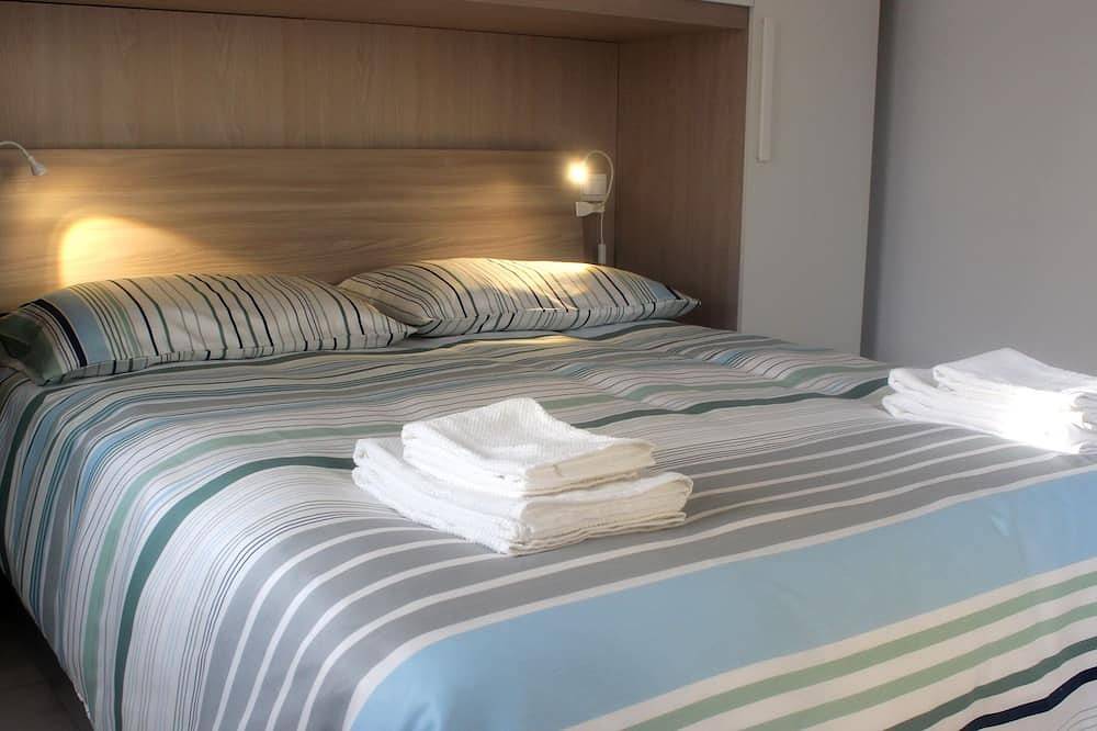 Ganze Wohnung, Renovated in the center and a stone's throw from the sea with parking facilities in Livorno, Etruskische Küste